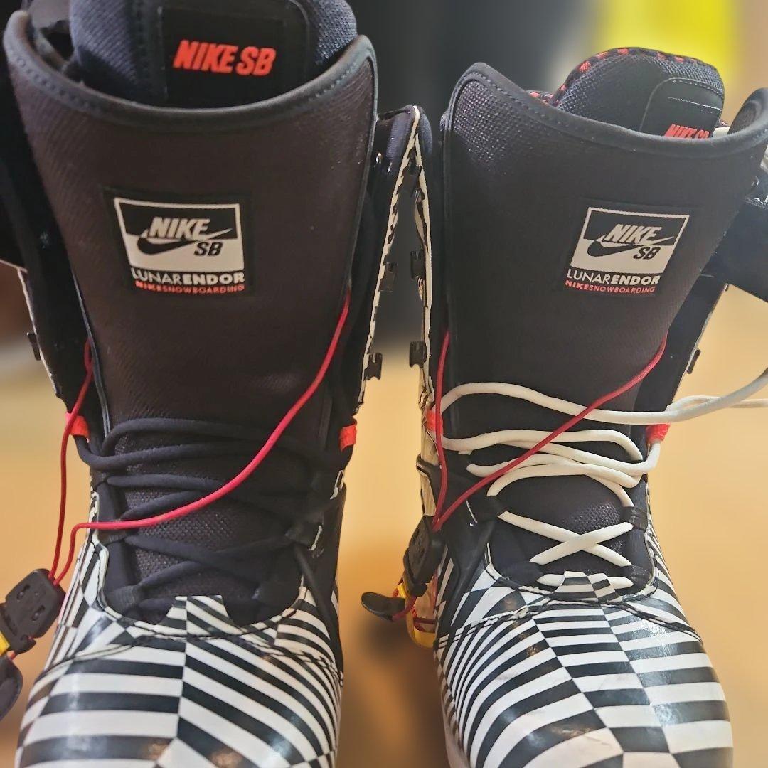 Nike SB 激レア　スノーボードブーツ 26cm　US8
