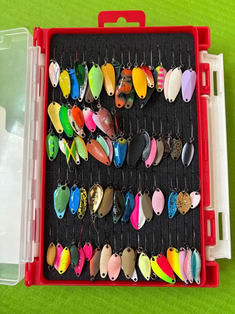 スプーンルアーセット 130個 以上！ケース付き。