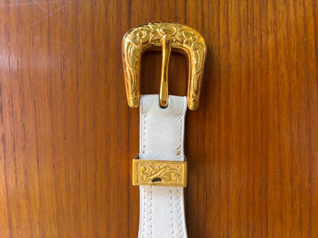 ２本、エルメス白ベルト コーチ赤ベルト