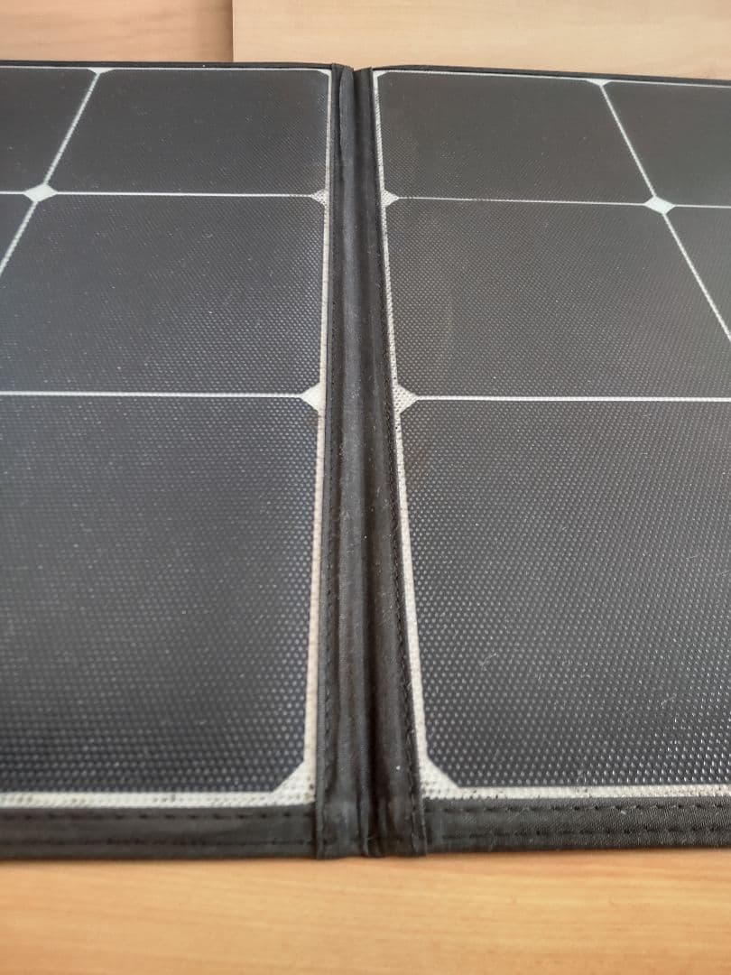 製品補償付・中古 Jackery SolarSaga 100W ソーラーパネル