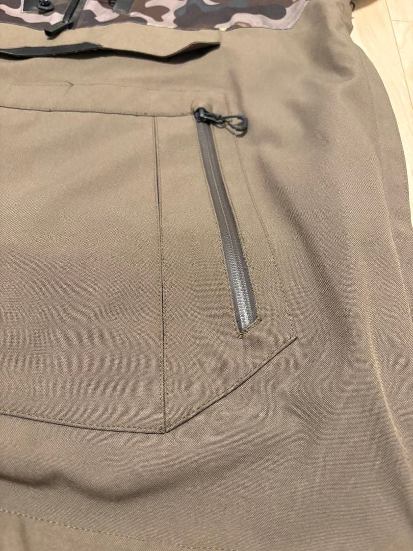 VOLCOM スノーボードウェア　ジャケット M