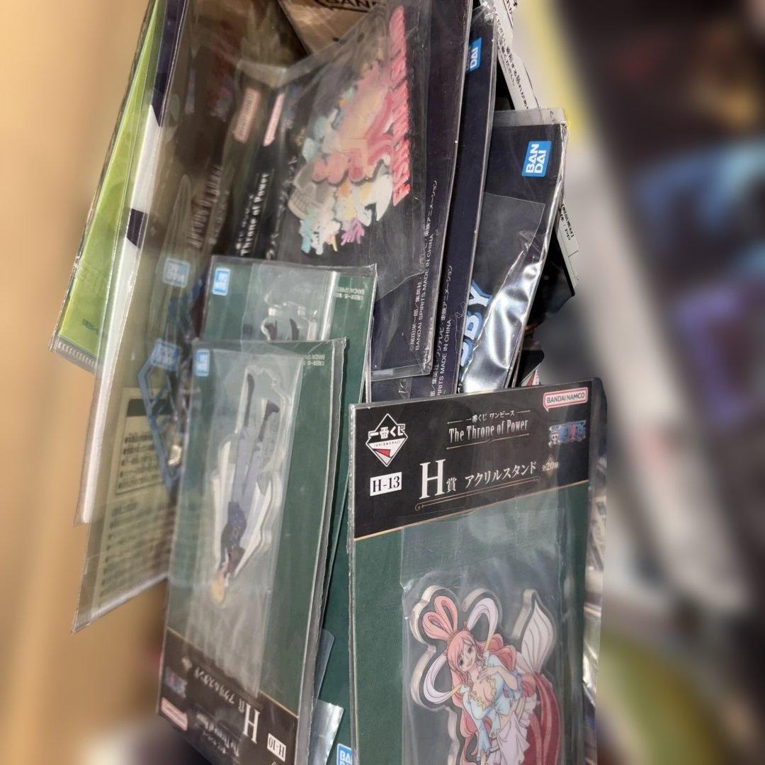 アニメ ゲームグッズ100点以上まとめ売り