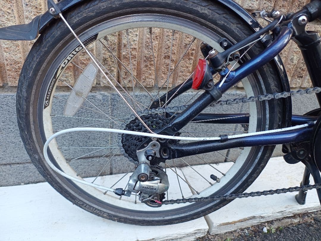 トミーヒルフィガー 折り畳み 20インチ