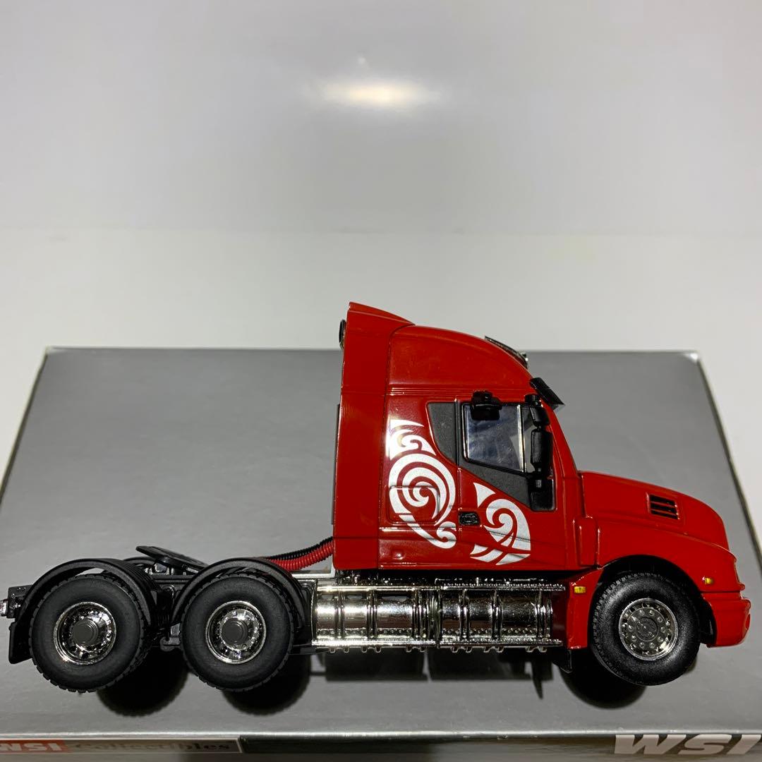 WSI 1/50 IVECO STRATOR RED トレーラーヘッド