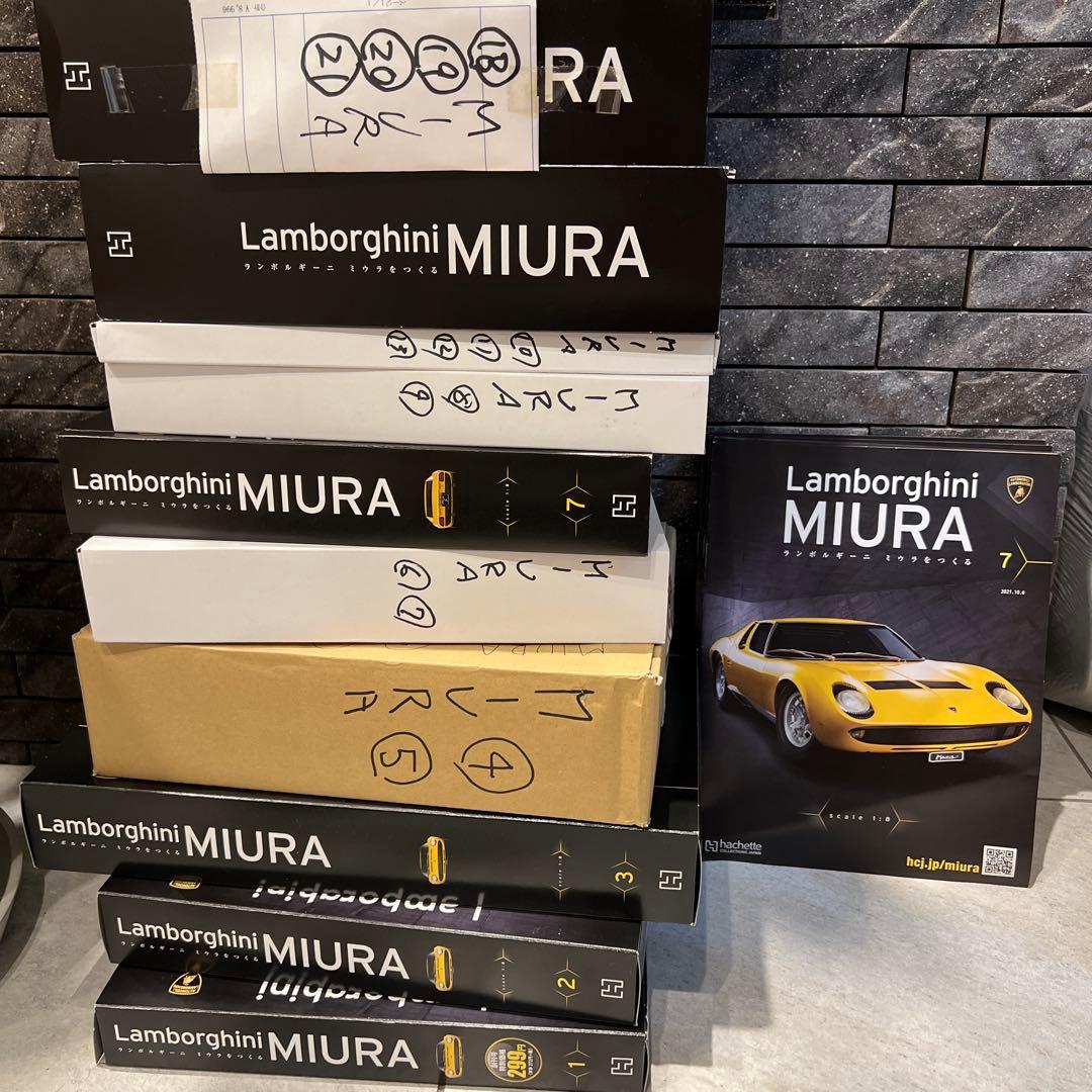 Lamborghini Miura 1:8 スケールモデルキット