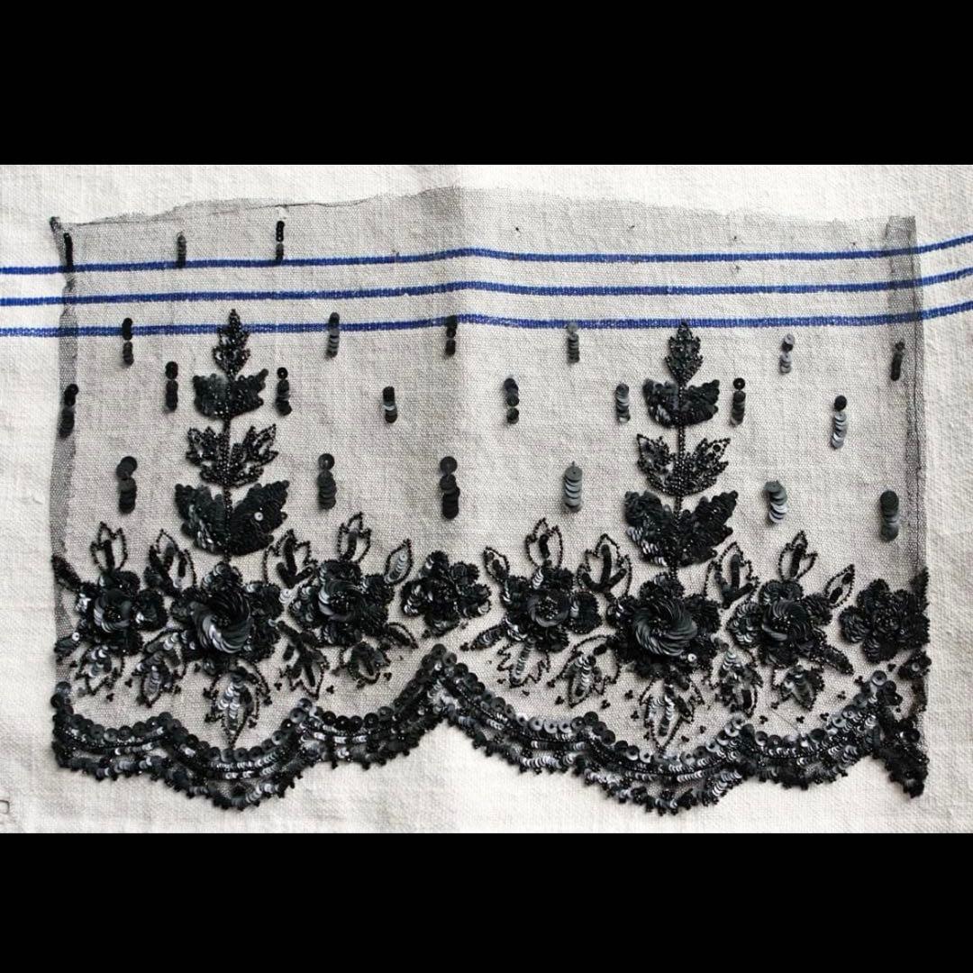 フランスアンティーク　オートクチュール刺繍 リュネビル刺繍　ピース　希少