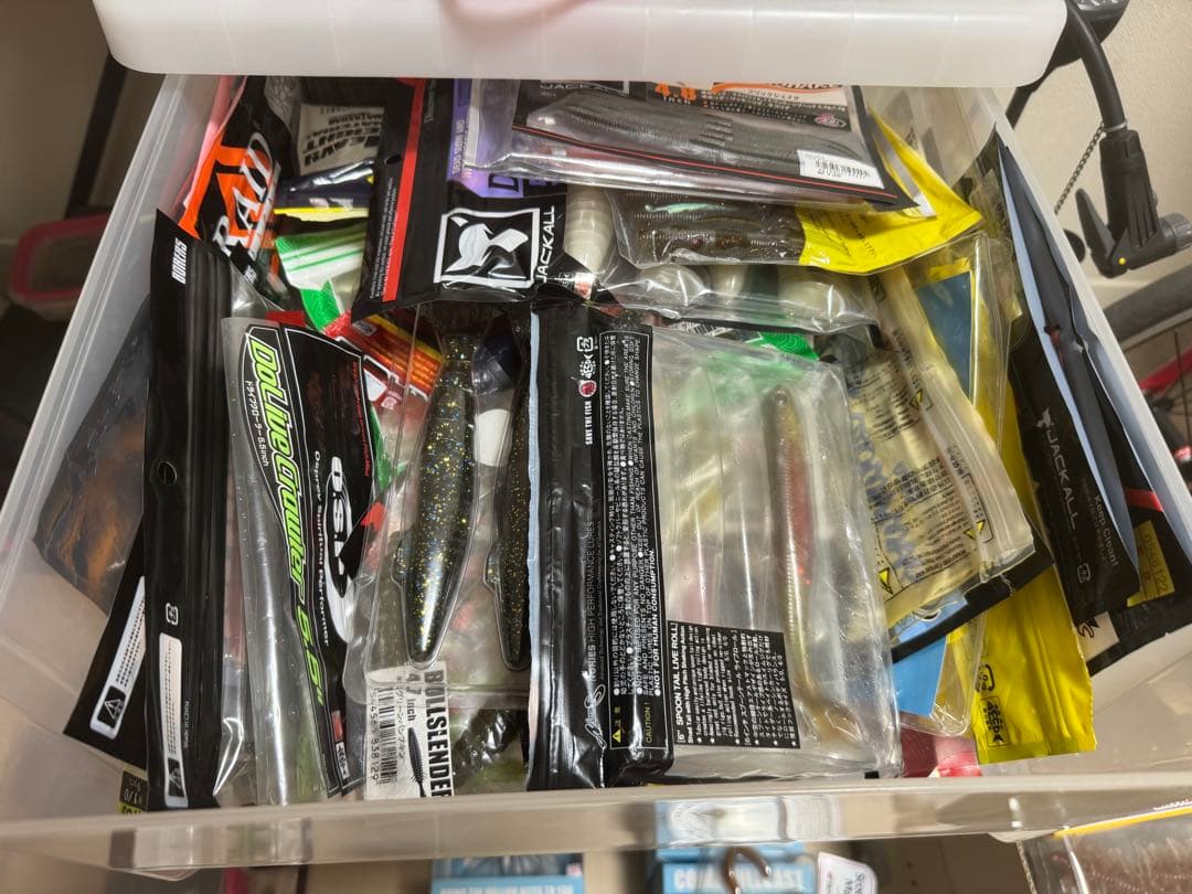 ワールドシャウラ1703-2&19アンタレスhgレフトハンド&ルアー多数引退品