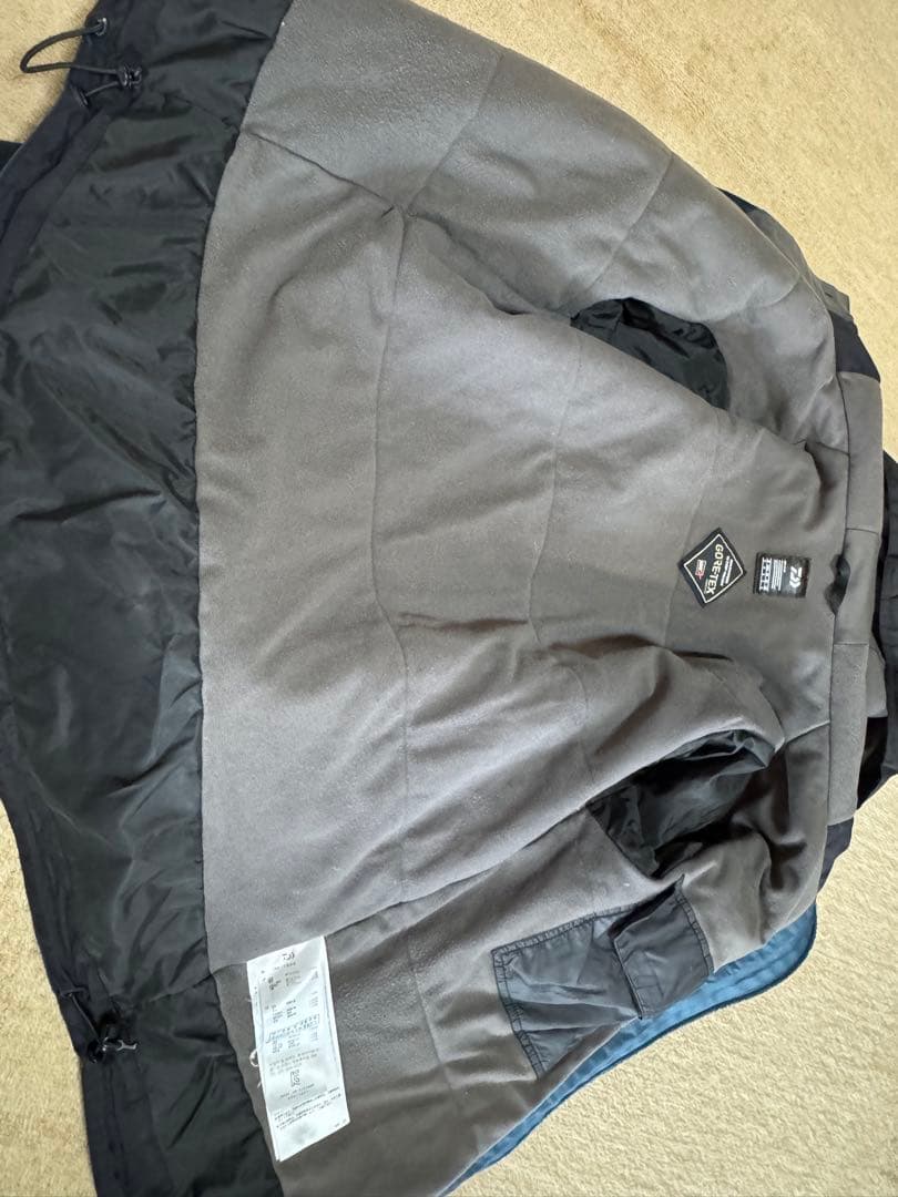 ダイワ防寒ウェア ゴアテックス DW-1909 上下セット 難アリ