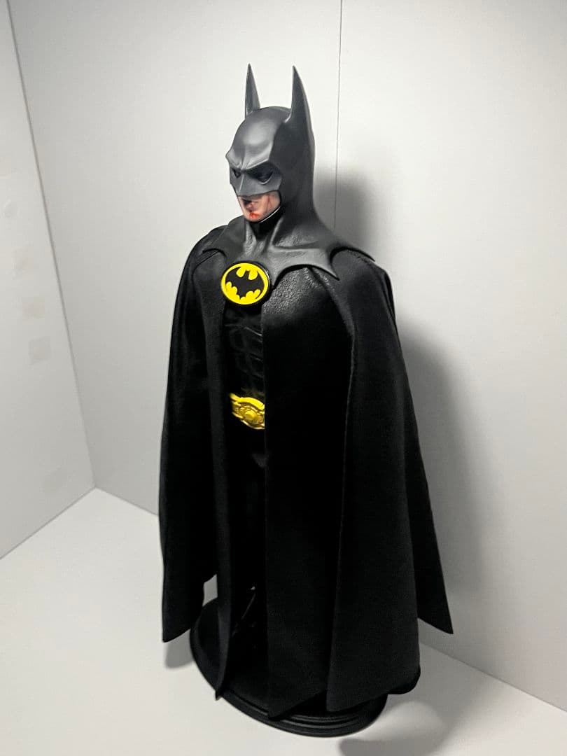 ホットトイズ1/6 バットマンDX09 カスタムケープマント付き