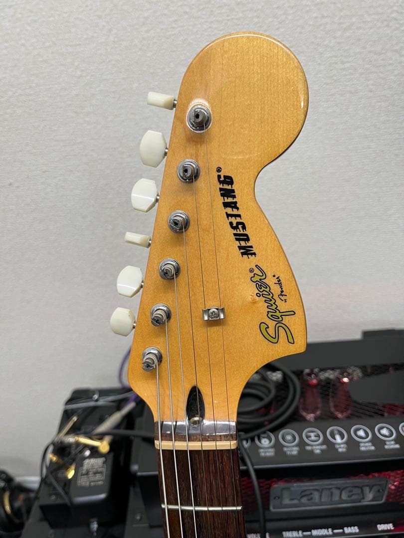 Squier vintage modified Mustang ローズ指板