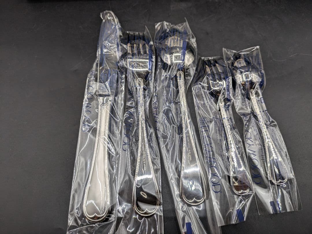 B【未使用品】LUCKYWOOD カトラリーセット 計25本 ステンレス