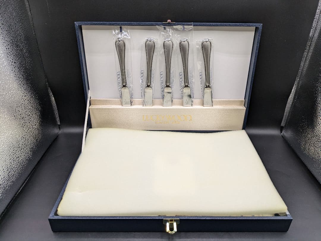 B【未使用品】LUCKYWOOD カトラリーセット 計25本 ステンレス