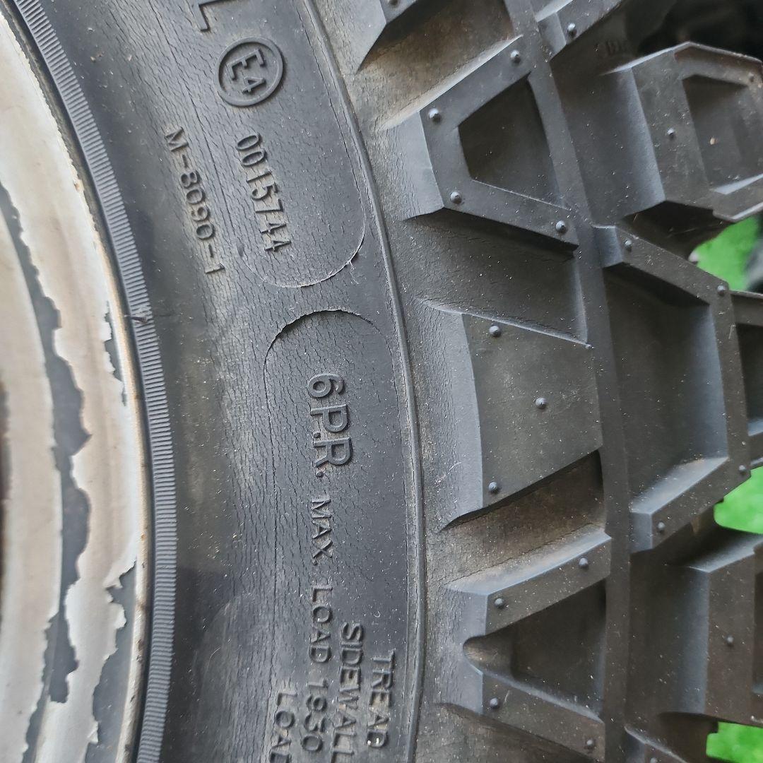 ジムニー(ゴツゴツ)タイヤー　山道　Ja11