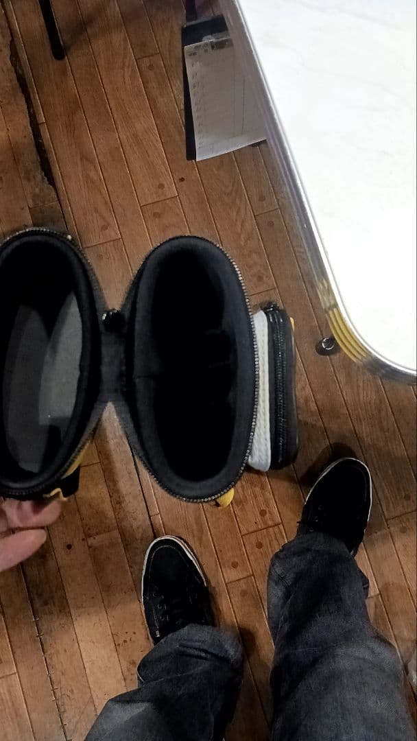 新品未使用ADAM ビリヤードキューケース イエロー