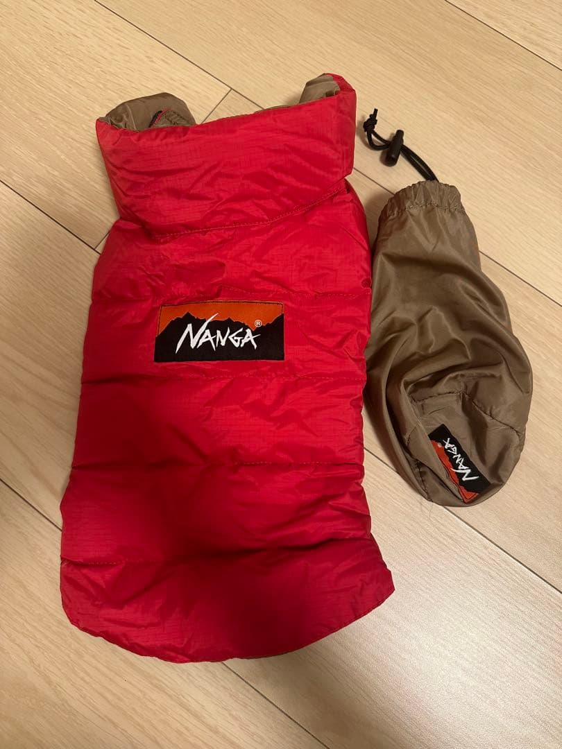 『美品』NANGA ダウンジャケット犬用S