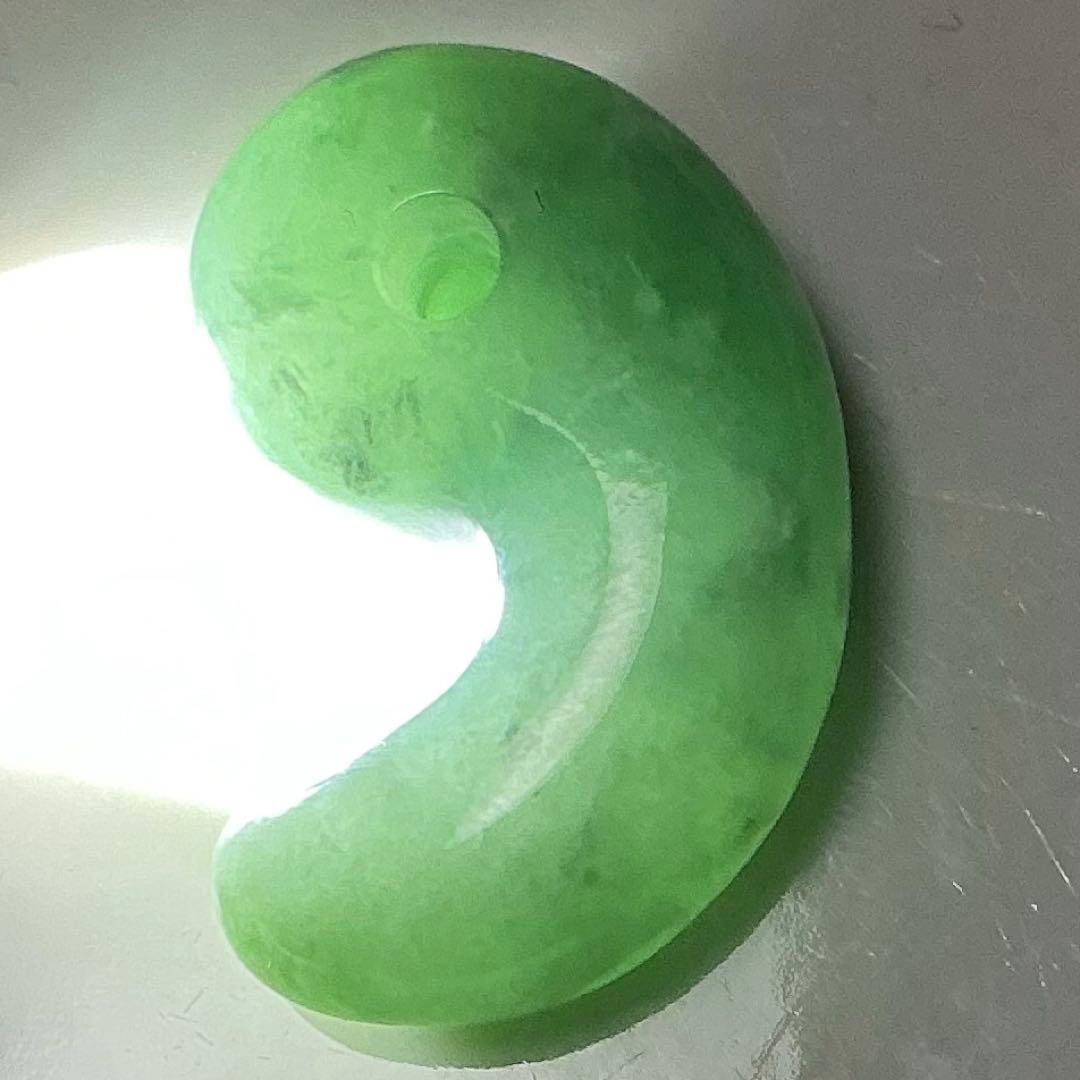 糸魚川翡翠　金山谷　勾玉　（追加入手できました）