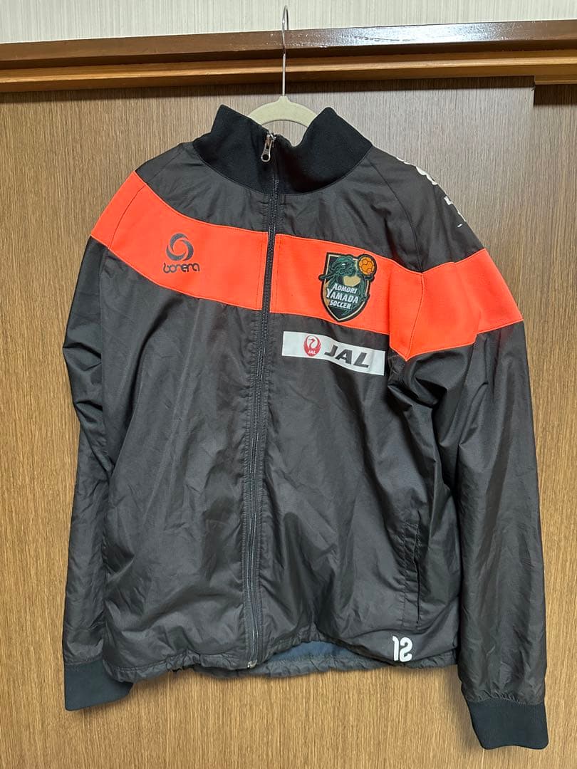 torera ウィンドブレーカー 黒/オレンジ 青森山田の超貴重な物です！