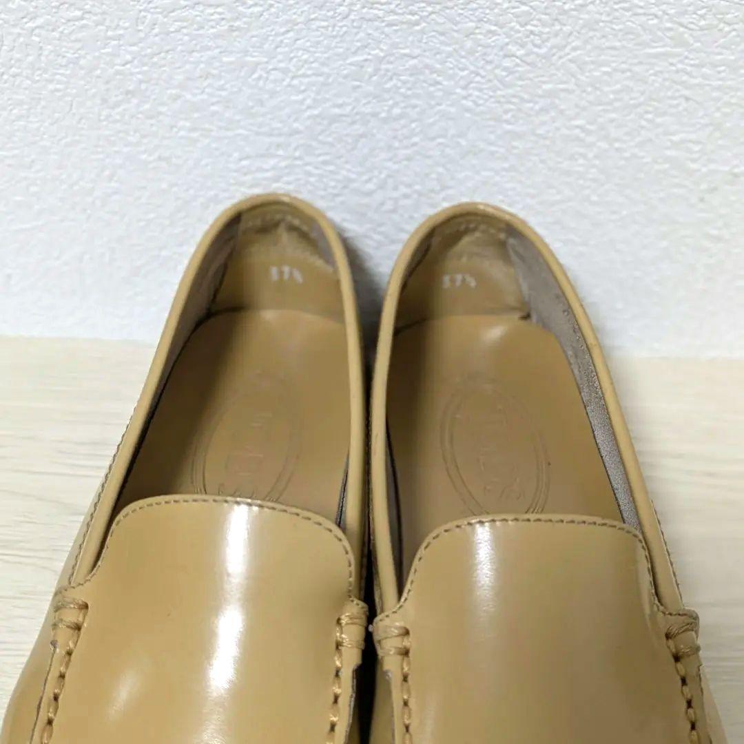 TOD‘S トッズ ドライビングシューズ ローファー 本革 ベージュ