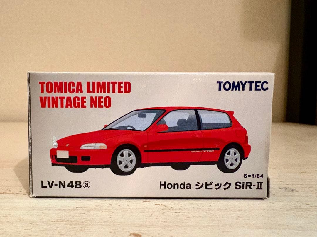 トミカリミテッドヴィンテージ LV-N48 a HONDAシビックSiR-Ⅱ 赤