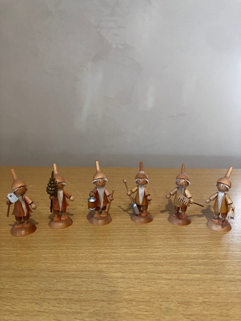 Flade Wiltner ドイツ製　木製ミニチュア人形 6体セット