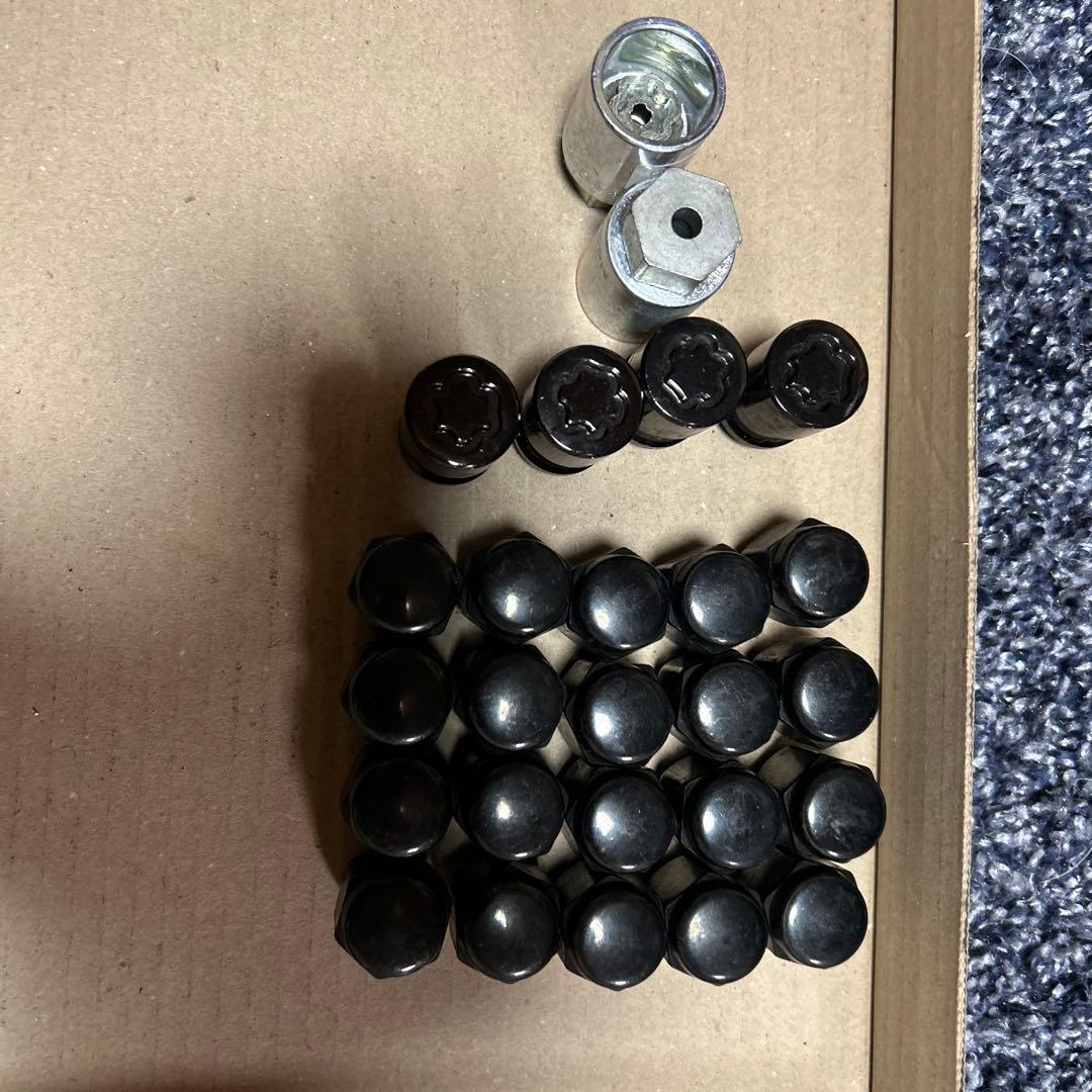 スタッドレスホイールセット17インチブリヂストンBLIZZAK265/65R17