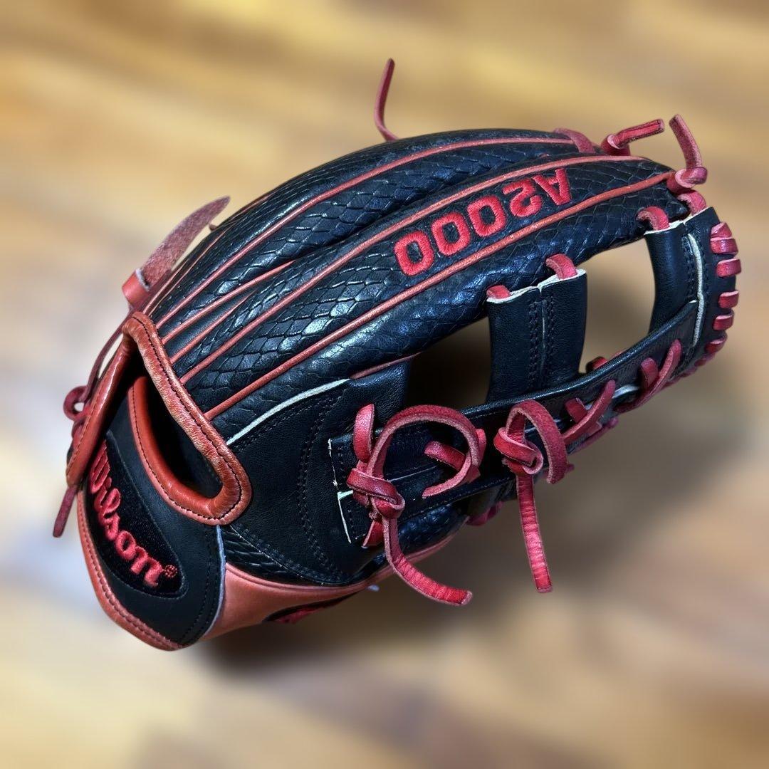 Wilson A2000 軟式グローブ 黒/赤
