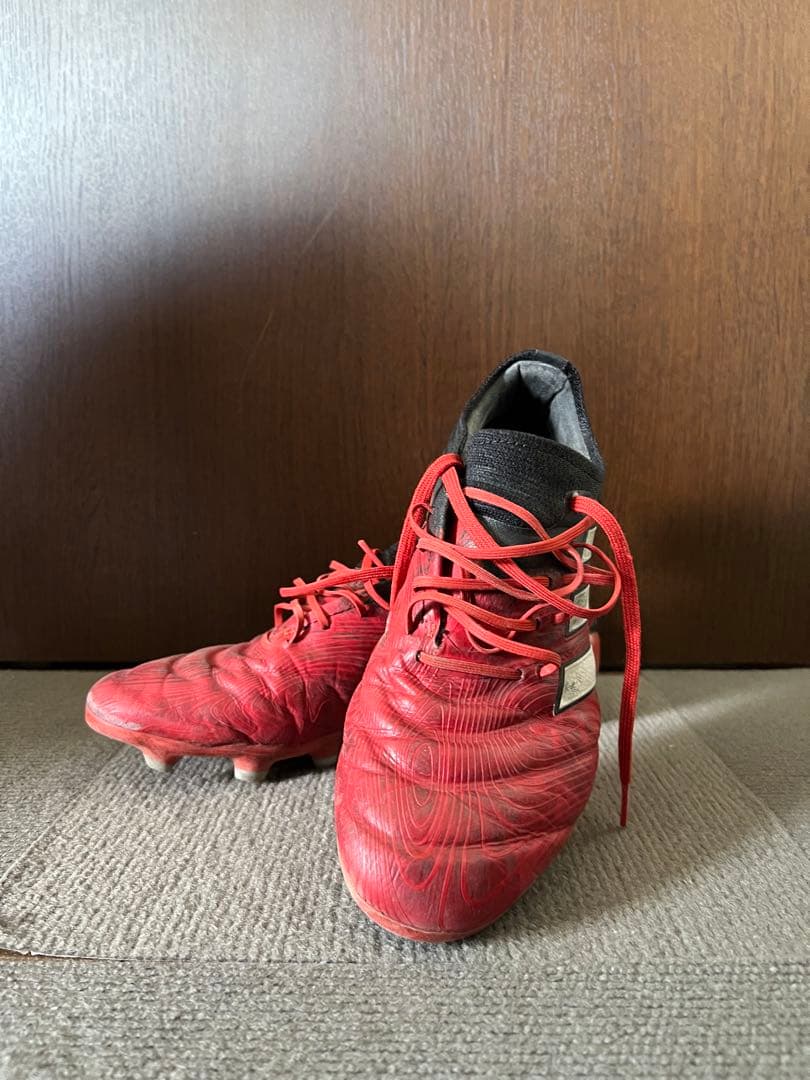 adidasサッカースパイク