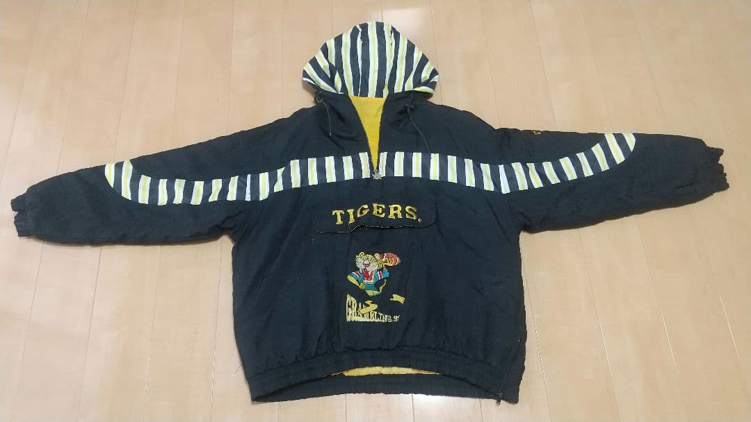 古着80s～90s NCAA グランブリングステートタイガースナイロンジャケット