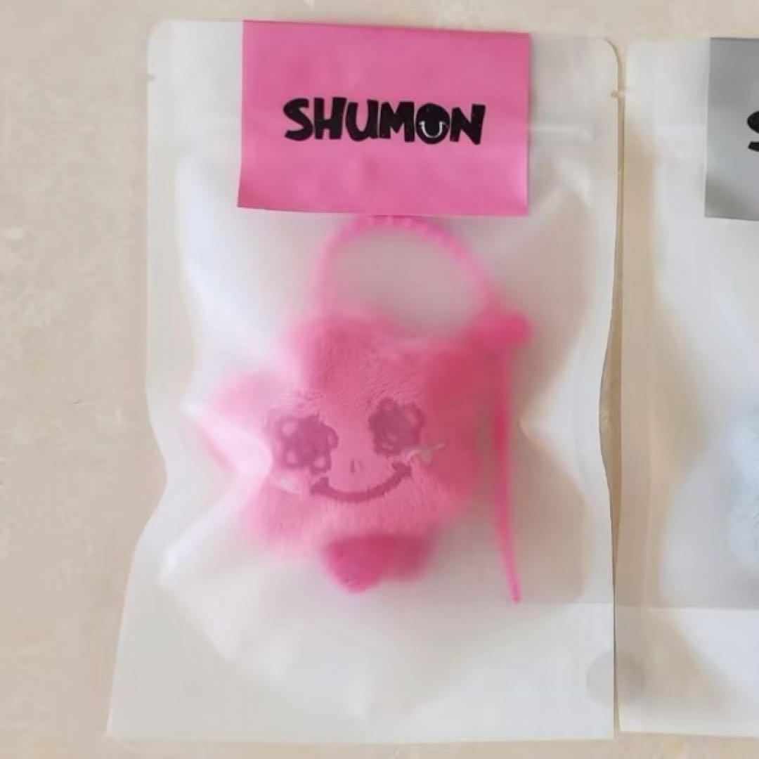 ジス BLACKPINK 韓国 ポップアップ 限定 キーホルダー マスコット