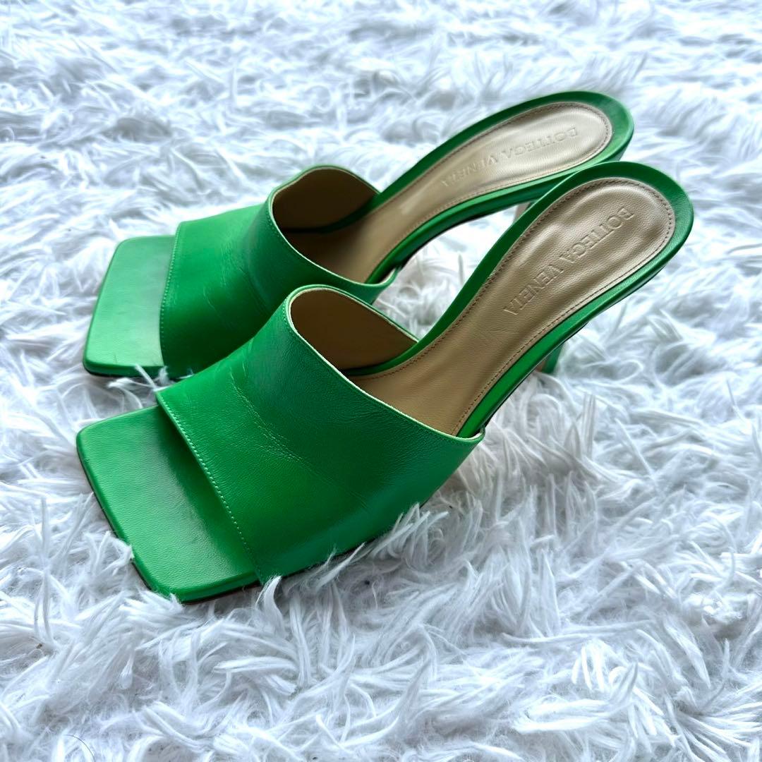 BOTTEGA VENETA サンダル 37 ミュール ラムスキン グリーン