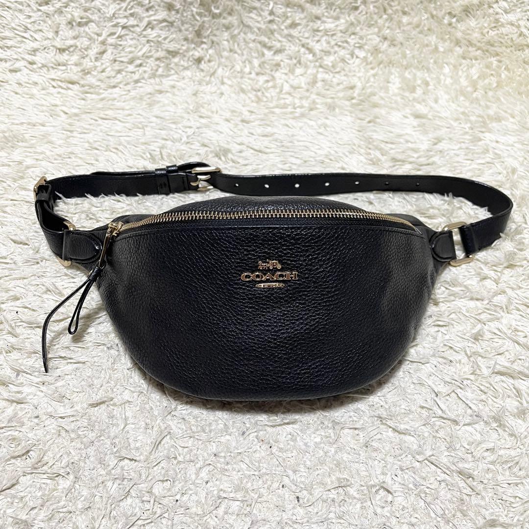 【極美品】コーチ　ボディバッグ　ウエストポーチ　レザー　本革　黒　ゴールド金具