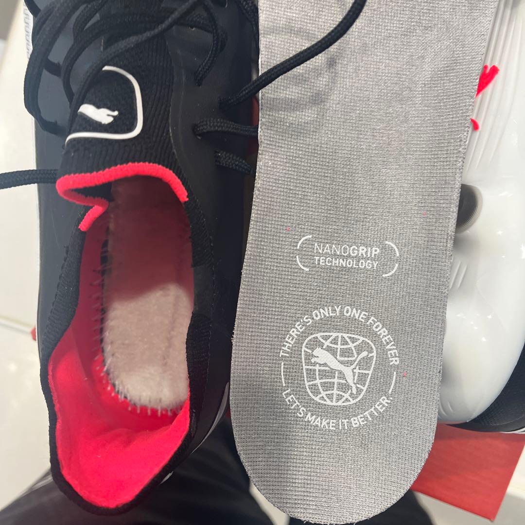 Puma プーマ　サッカーシューズ ブラック/シルバー