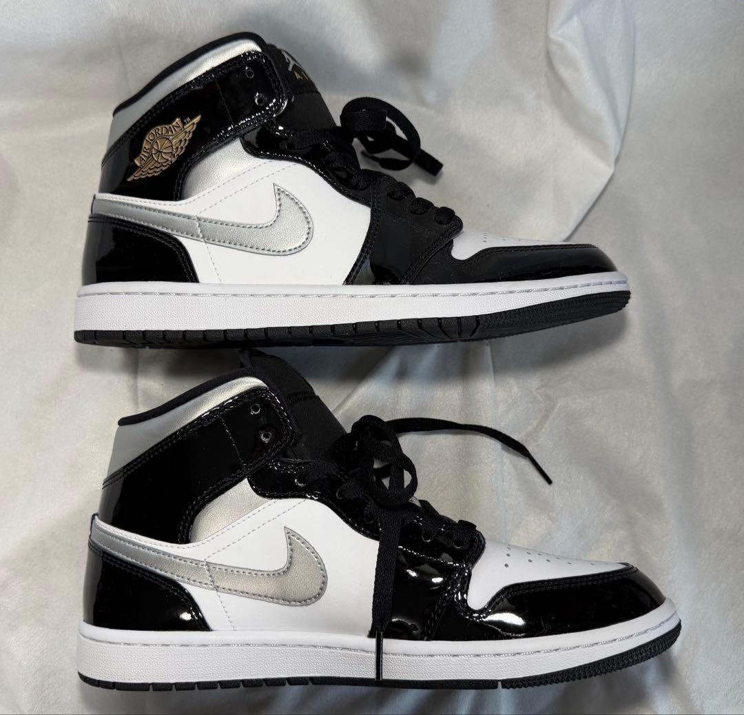 値下げ中！Nike Air Jordan 1 Mid Black