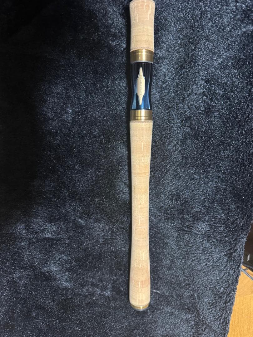 ワールドシャウラリミテッド　2701FF-3