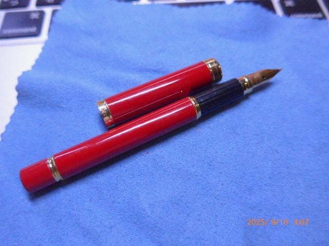 美品！貴重　ウォーターマン 万年筆 レディ シャーロット レッドラッカー EF