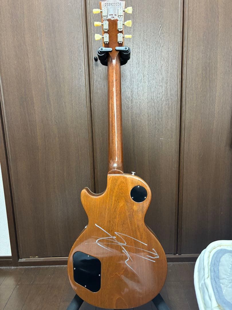 Gibson Les Paul Standard '50s 裏にAssHサイン