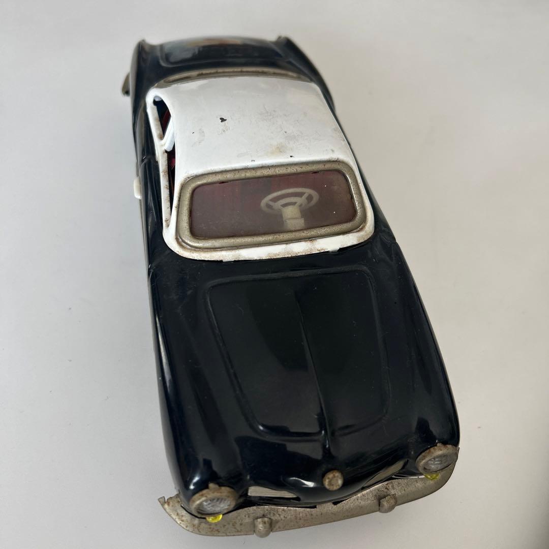 アンティーク　ブリキ　カルマンギア