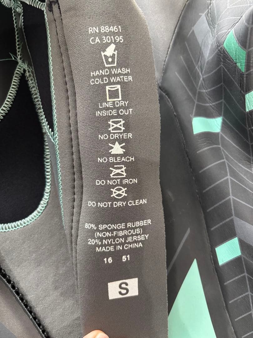 zoot ウェットスーツ Sサイズ