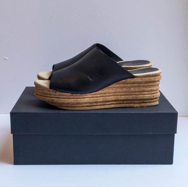 靴 kobochan   le crabe rouge