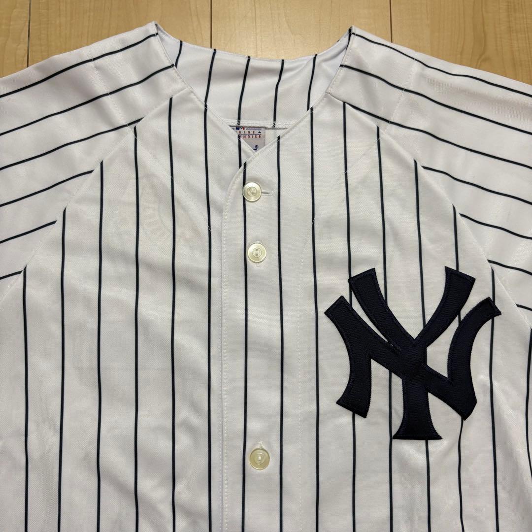 【新品・アメリカ購入】MLB× majesticヤンキース ユニフォーム