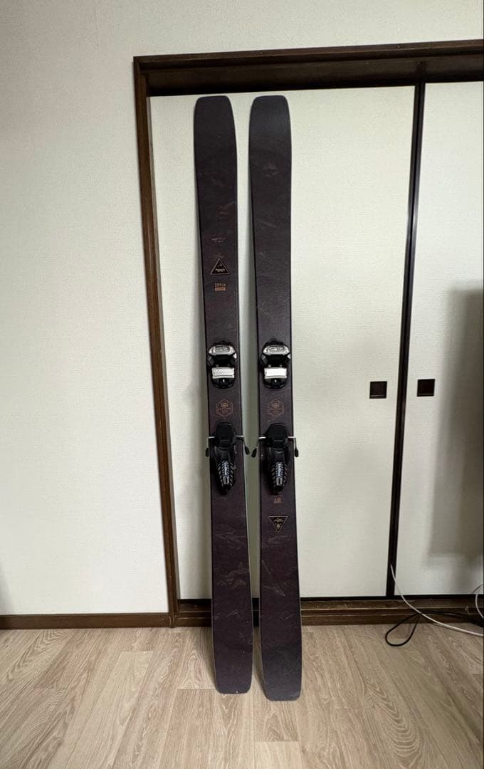 美品　スキー板　moment Death wish 184cm