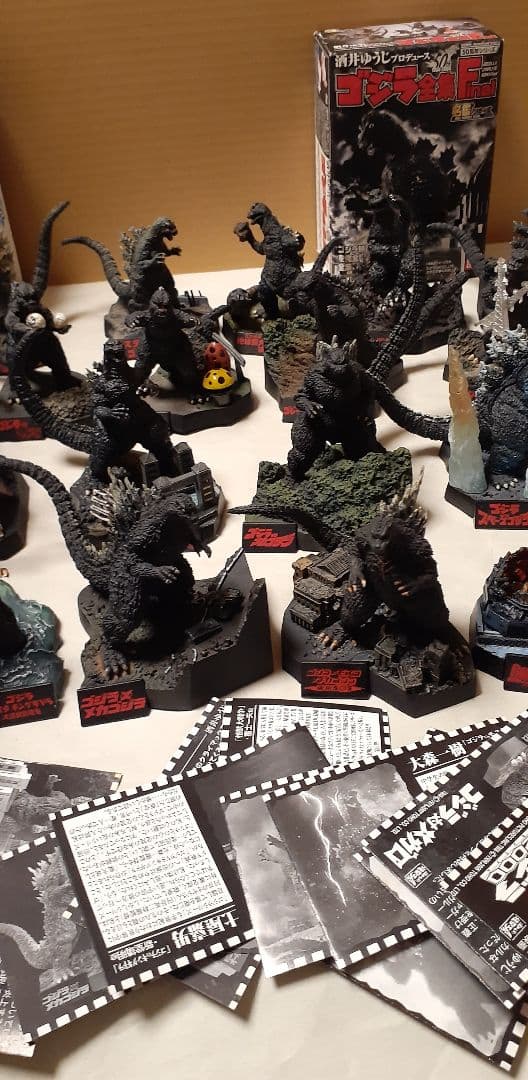 酒井ゆうじプロデュース ゴジラ全集 全作品コンプリート&HGシリーズまとめ売り