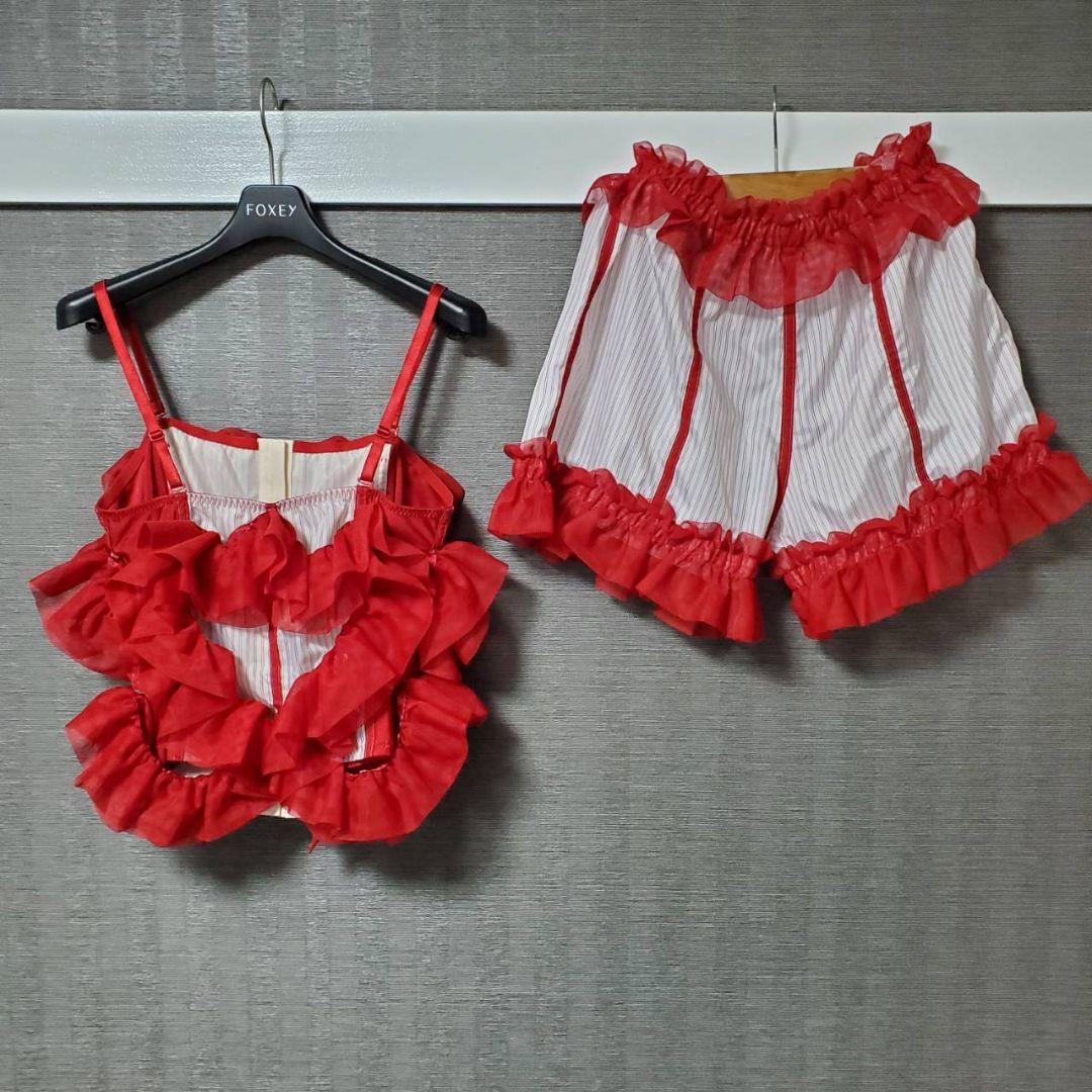 HOUGA × AMPHI RUFFLED TOPS & BOTTOMS