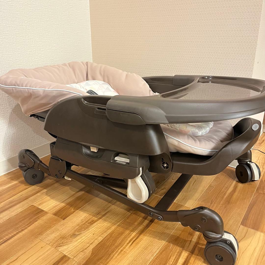 【美品】 コンビ ネムリラ 4キャス ハイローチェア アカチャンホンポ限定