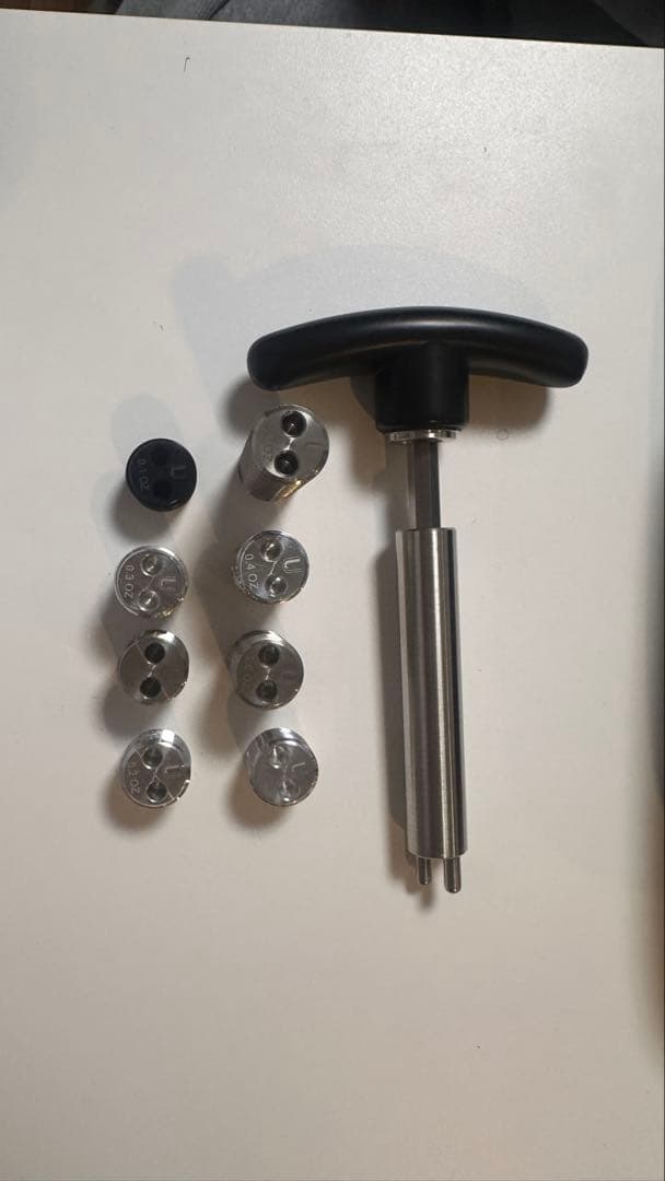 predator ウェイトボルトセット　純正