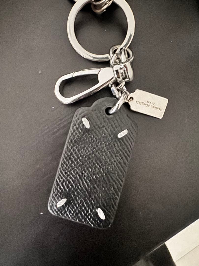 メゾンマルジェラ　キーケースホルダー