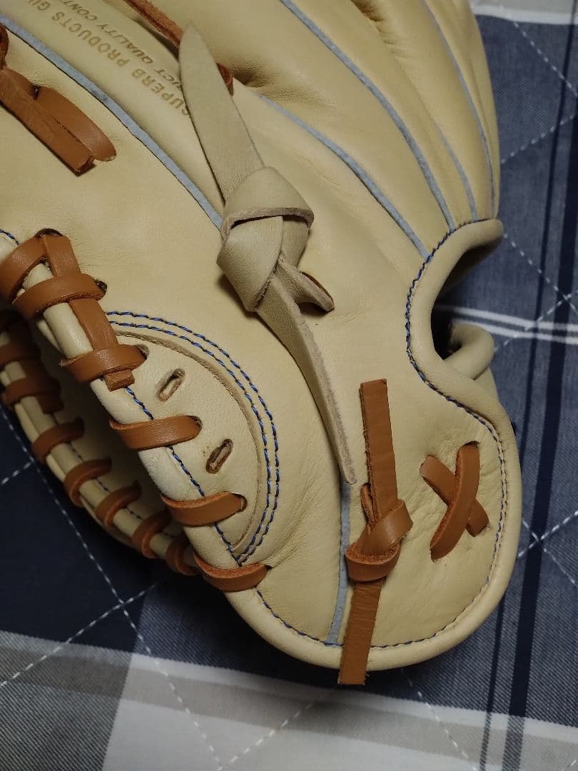 ぶ*ん様 ミズノオールラウンド　右投用軟式グローブ　スラッガーグラブ袋込