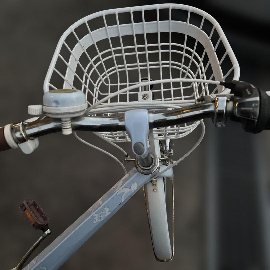 MAHALO シティバイク ライトブルー 前カゴ付き　24インチ