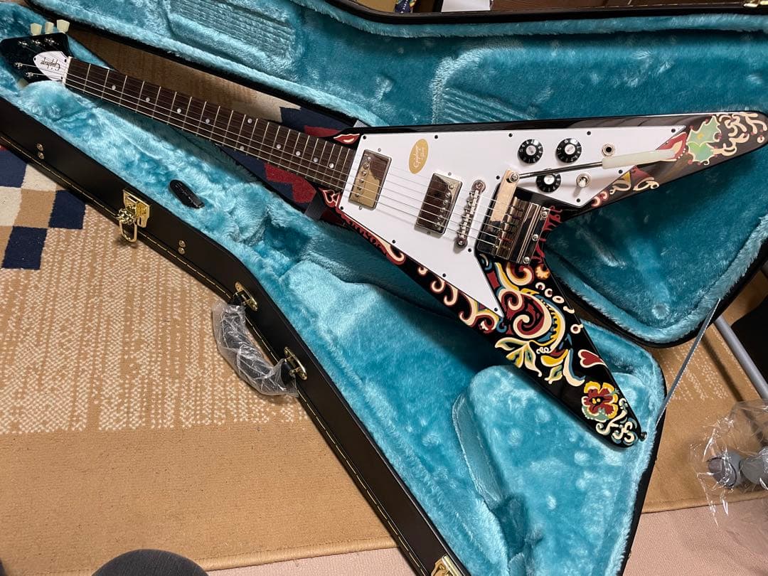 エピフォン　ジミヘンフライングVハードケース付き