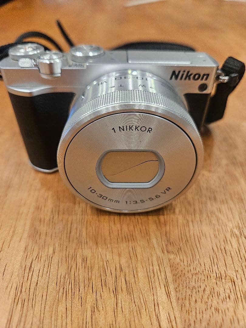 Nikon 1 J5 シルバー 10-30mm VR レンズキット 動作確認済み
